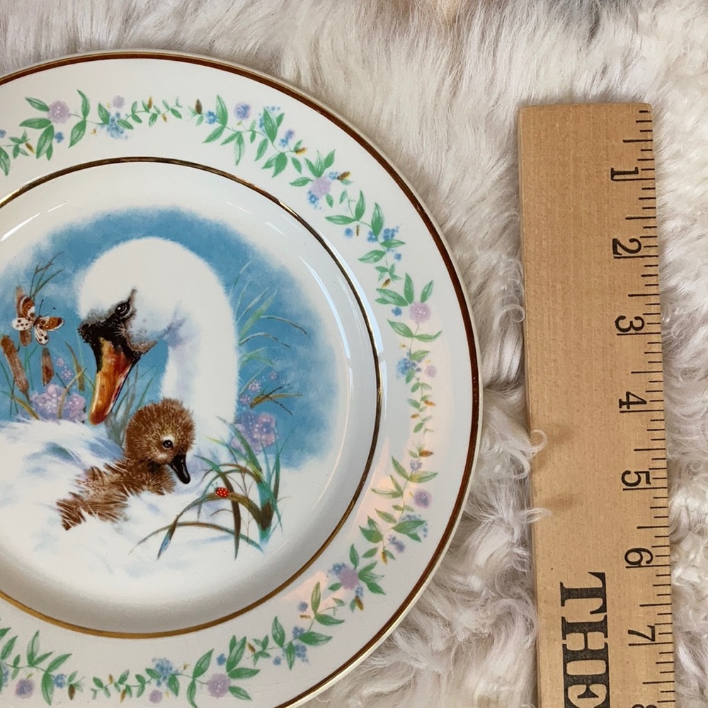 Avon Gentle Moments plate - Picture 9 of 12